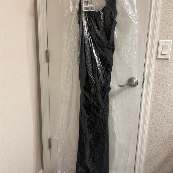 NWOT ADRIANNA PAPELL BLACK GOWN COCKTAIL DRESS/LONG/STRETCH MATERIAL/4US-40IT - Picture 10 of 10